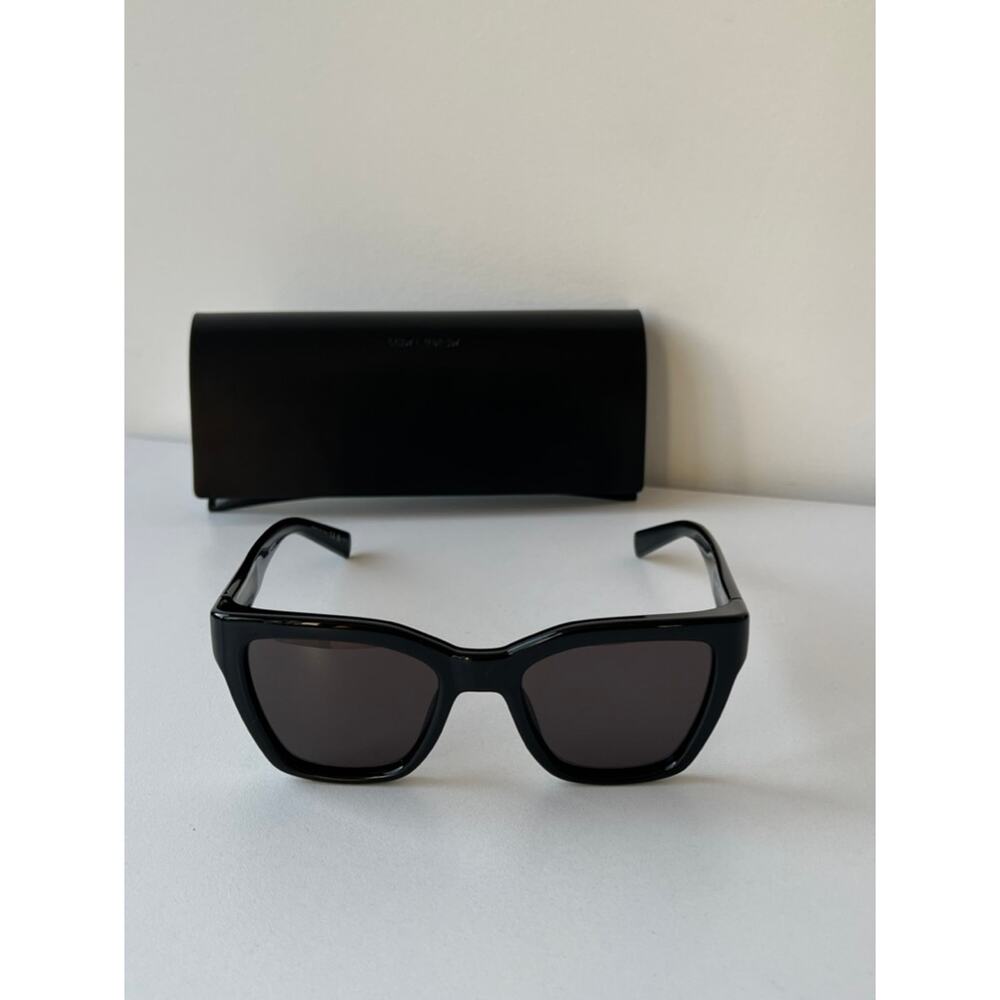 NEW Saint Laurent SL641 Cat Eye Sunglasses in Black - Picture 6 of 8